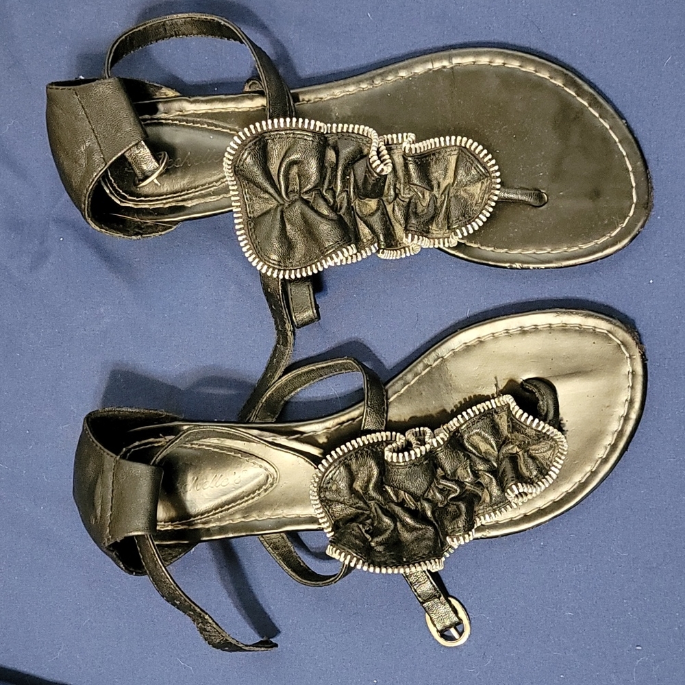 Black dressy Sandals, size 7, moderate wear, Bxeckelle's